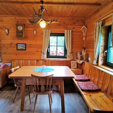 Goetschlhuette Dom wakacyjny