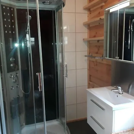 Goetschlhuette Dom wakacyjny